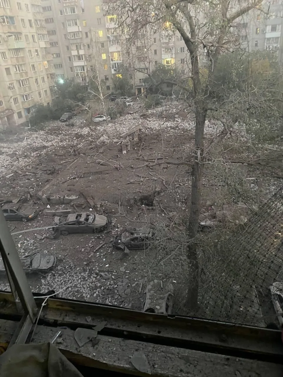 ‼️🇺🇦🏴‍☠Мощнейший массированный удар по Кривому Рогу: поражено предприятие и другие о...