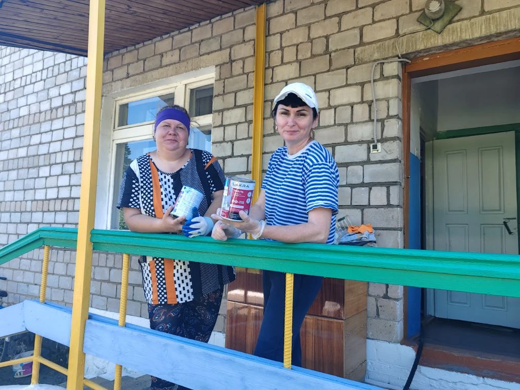 В детском саду началась подготовка к приёмке к новому учебному году. Нам предстоит косметический рем
