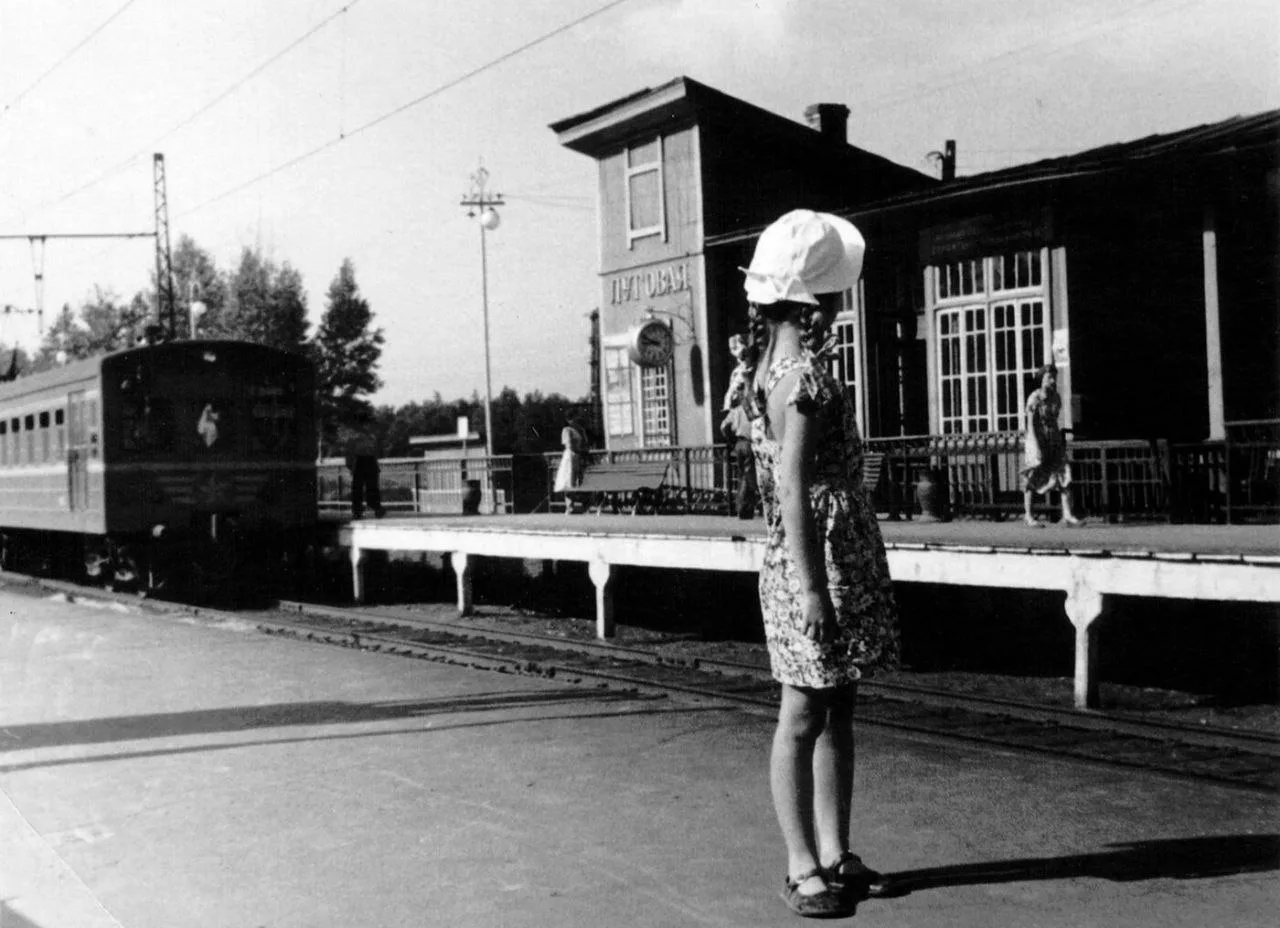 Старая Луговая. Платформа.
