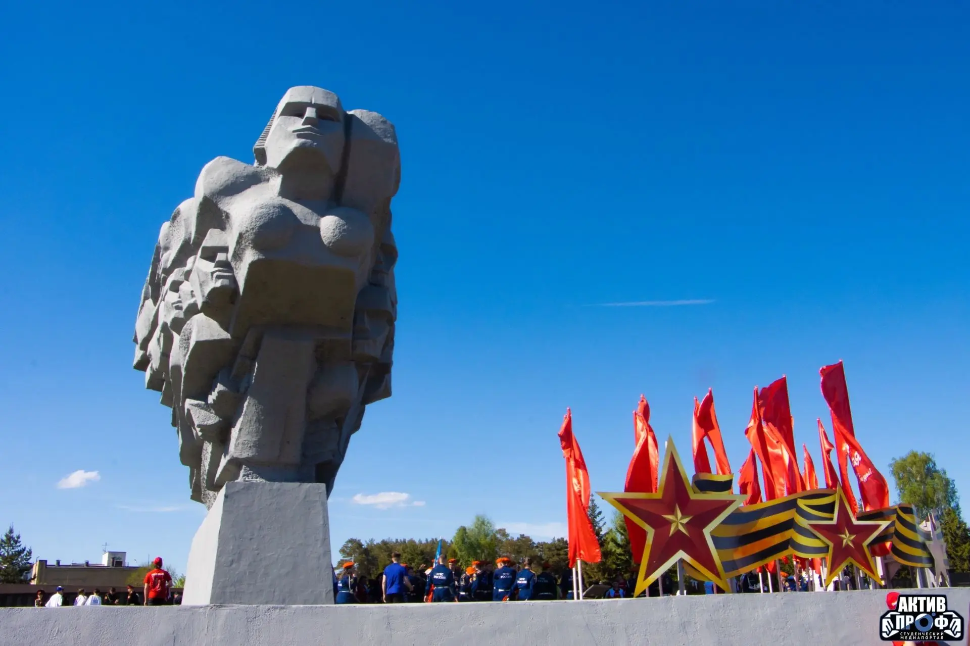 Набережночелнинский институт КФУ – вместе с городом в День Победы  Сегодня Набережные Челны на одной