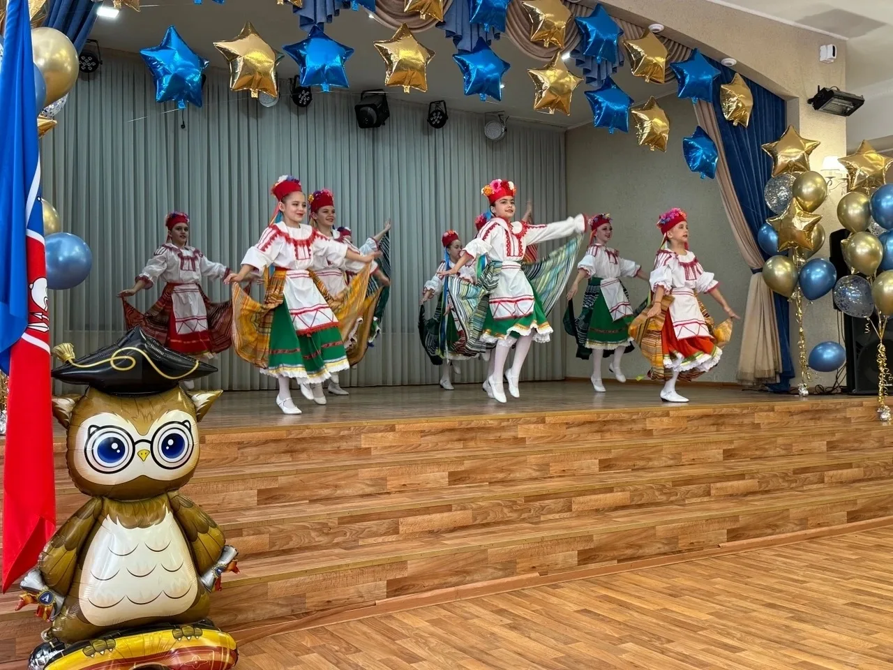 Торжественное открытие пришкольного лагеря "Дружба" состоялось! 🎉🏕️

Ребята разделились на 4 дружн