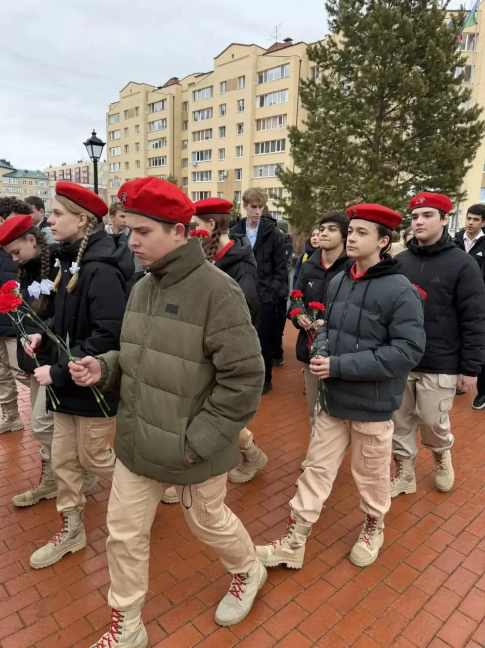 ЮНАРМЕЙЦЫ ПРИНЯЛИ УЧАСТИЕ В ТОРЖЕСТВЕННОМ МЕРОПРИЯТИИИ В ЧЕСТЬ 40-ЛЕТНЕГО ЮБИЛЕЯ СОВЕТА ВЕТЕРАНОВ  В