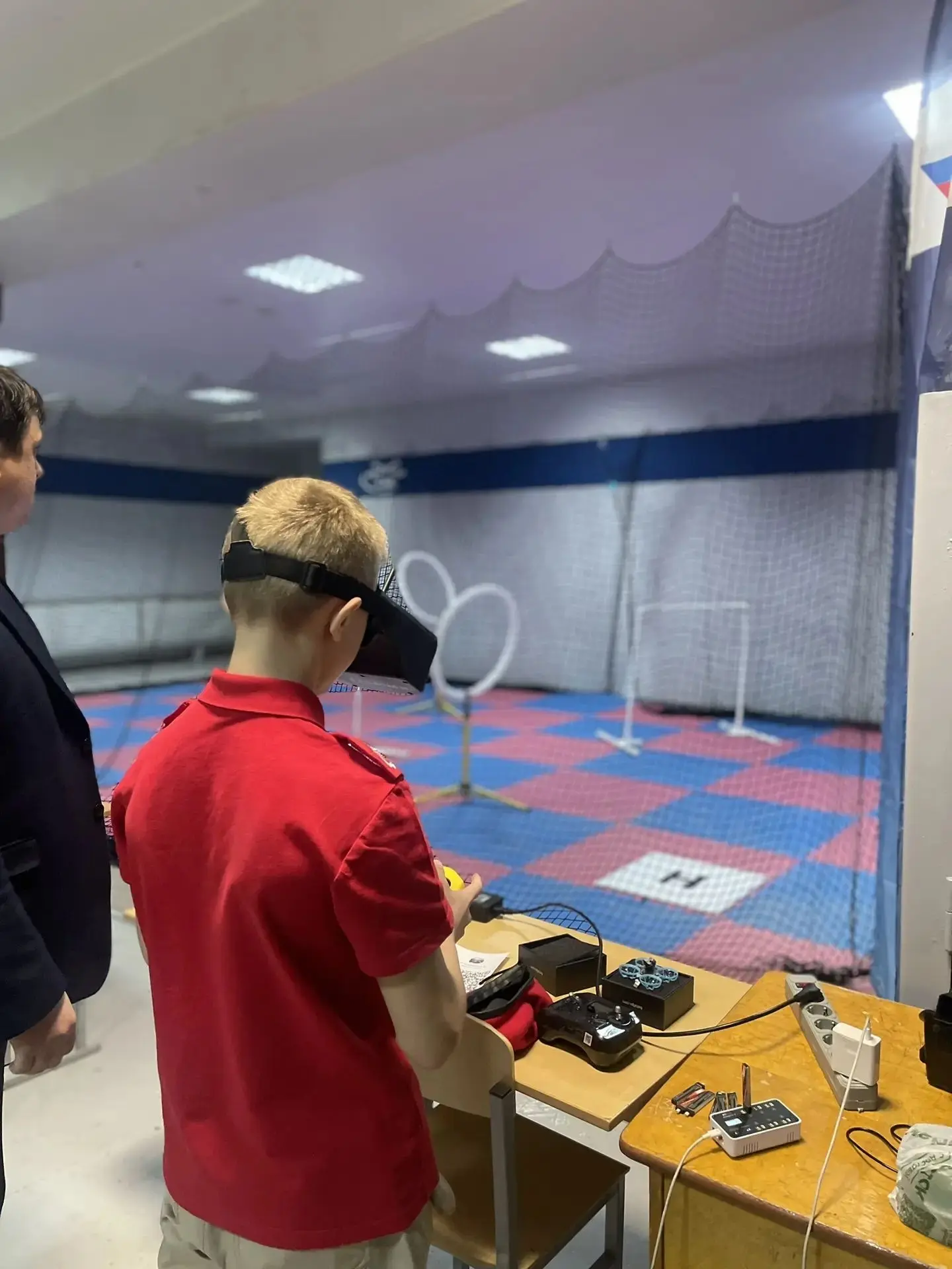 🤩Подведены итоги Юнармейских гонок дронов!   Завершились захватывающие соревнования по управлению др