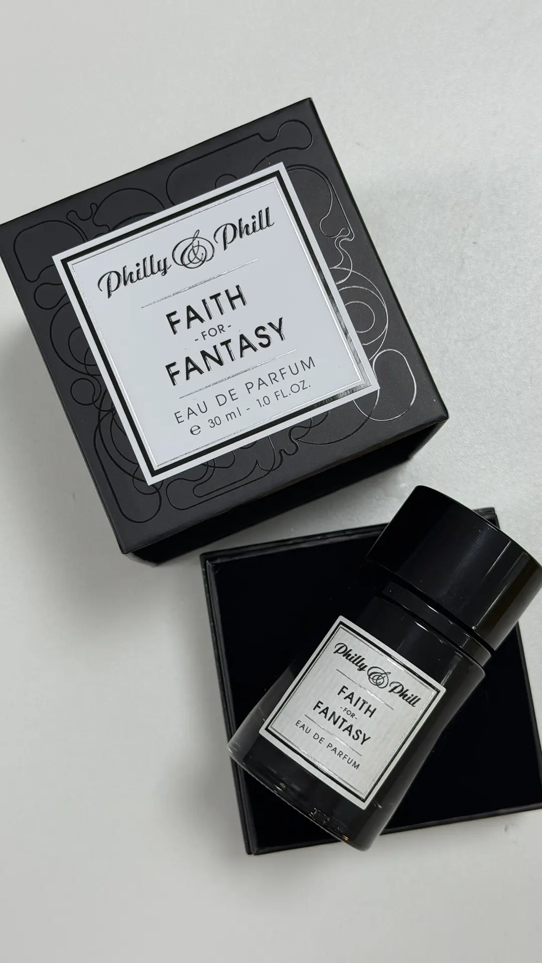 Faith for Fantasy от Philly&Phill - чувственный и атмосферный аромат с мягким гурмански...