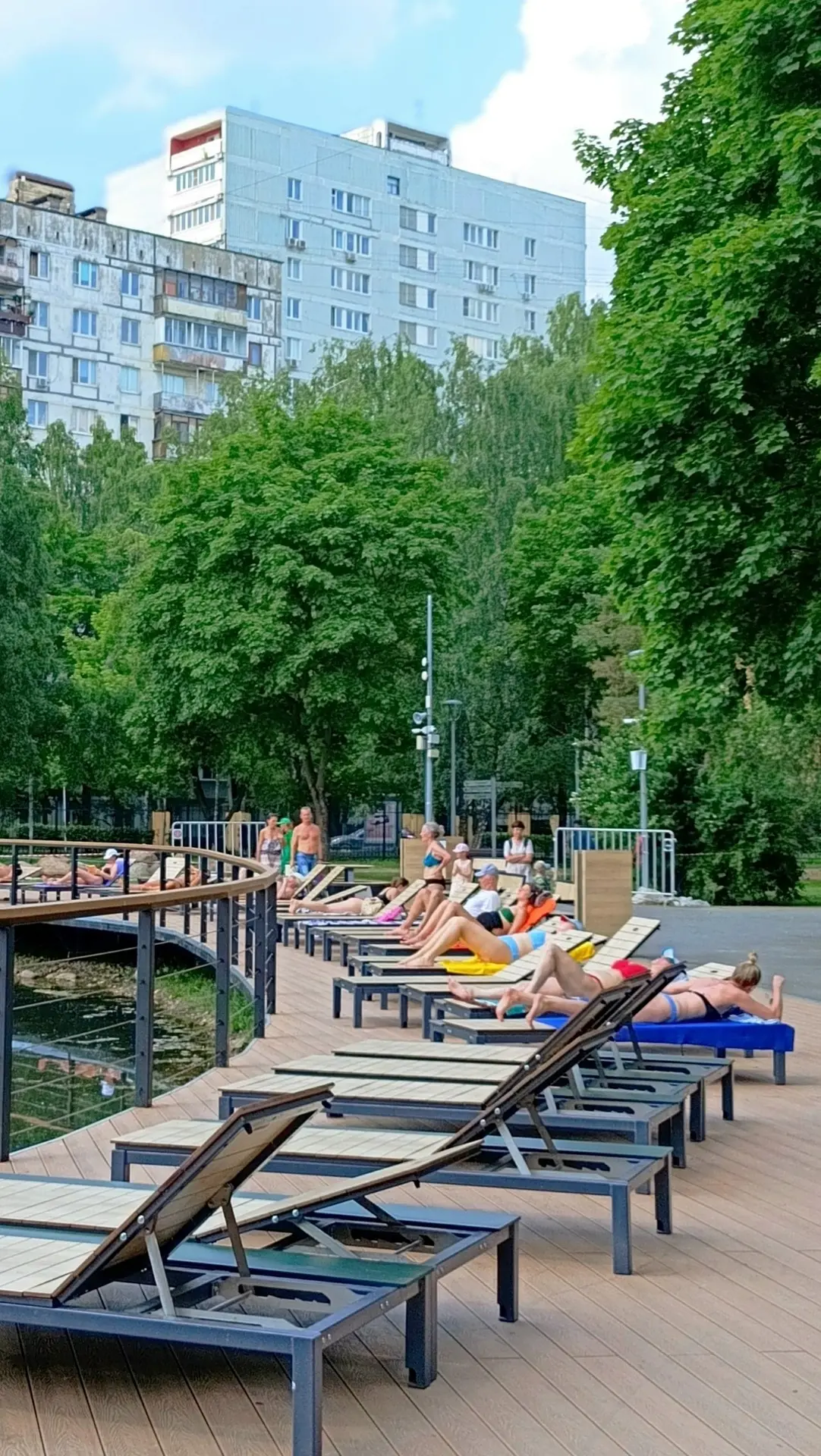 💆‍♀️ Теперь в парке «Ангарские пруды» есть выбор для приятного отдыха

Кто-то читает книги и ведет 
