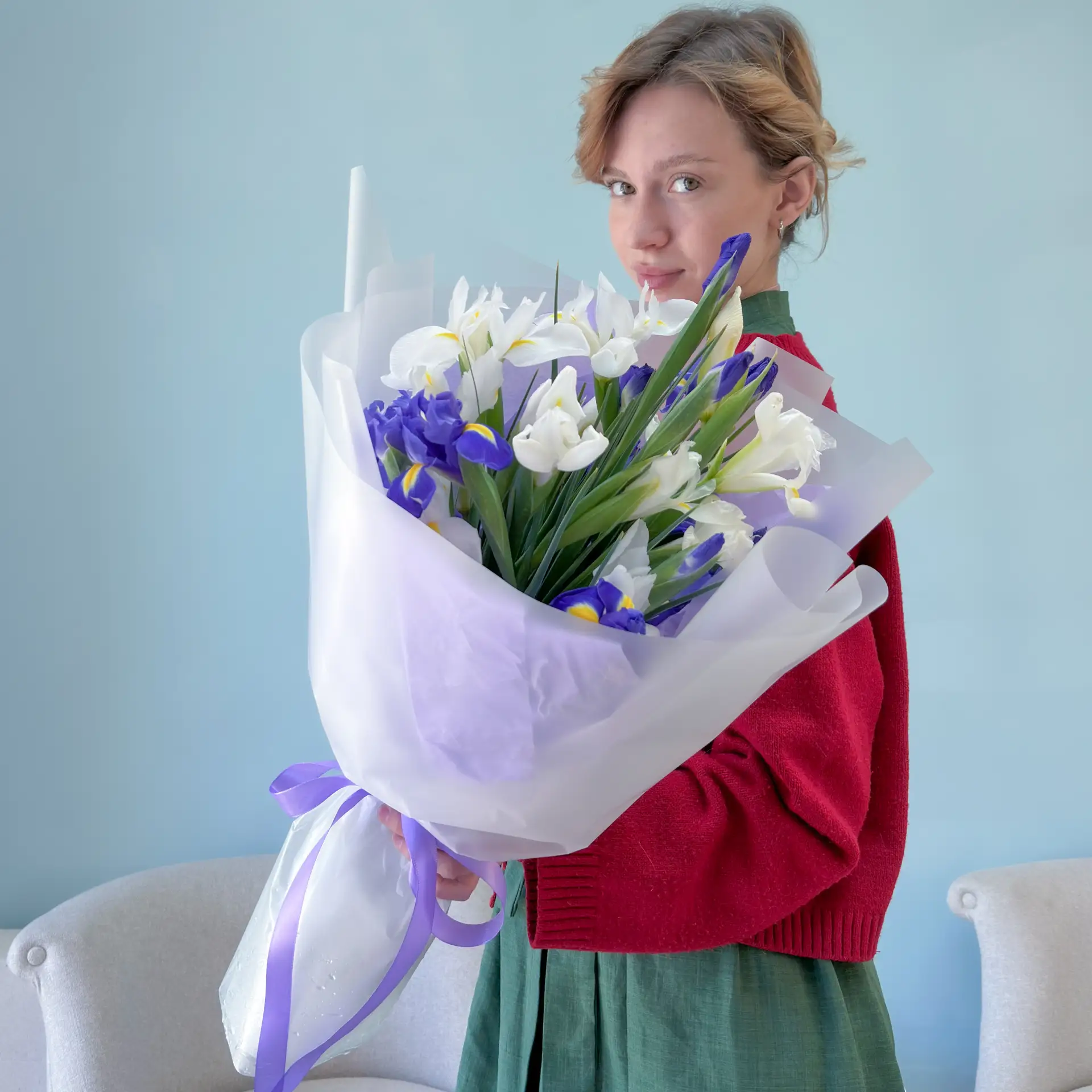Кто-то сейчас откроет наш чат и заберёт их раньше вас 👀💐