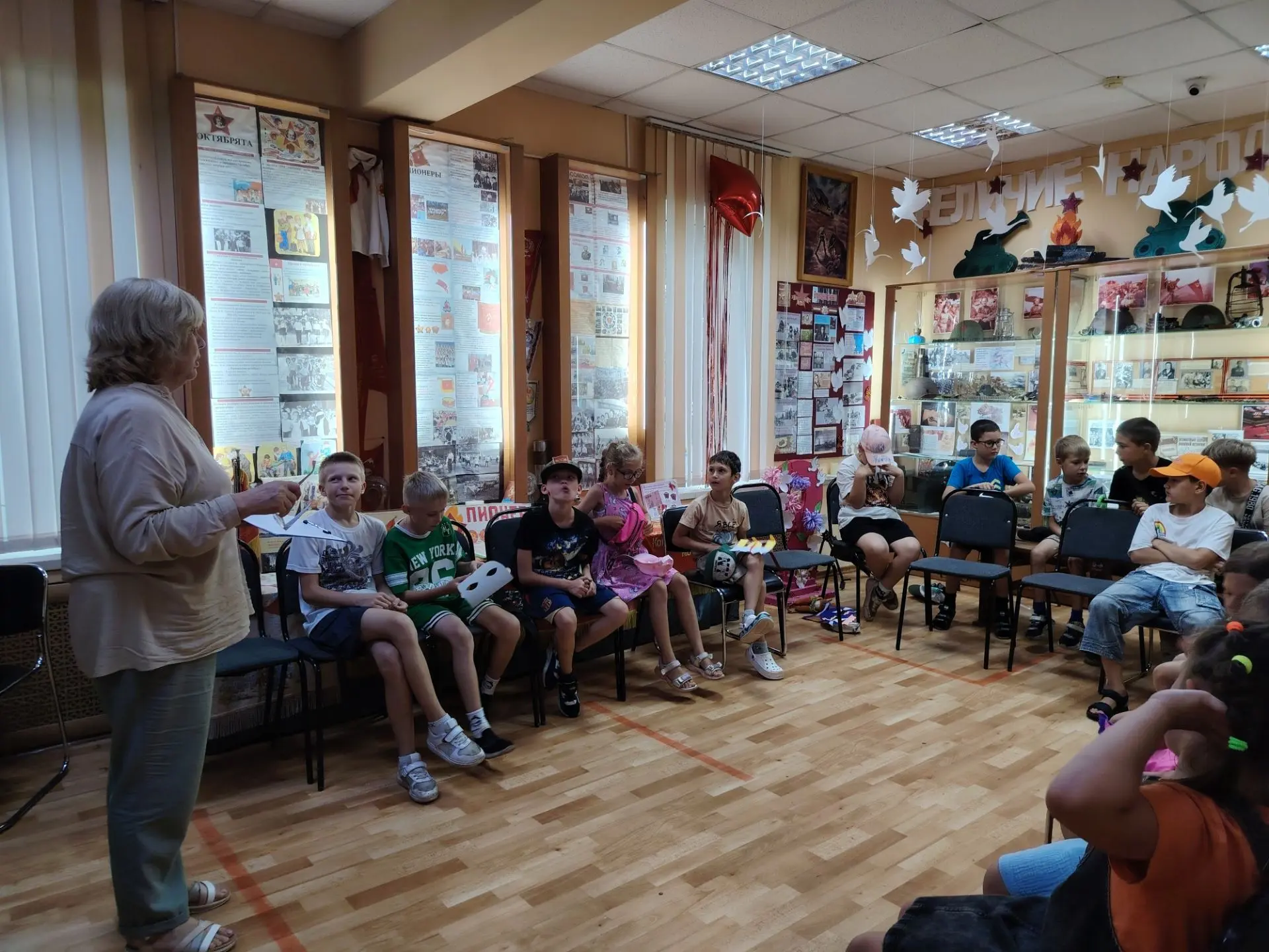 🌼 В музее прошло экологическое путешествие под названием «С кузовком, лукошком по лесным дорожкам» 