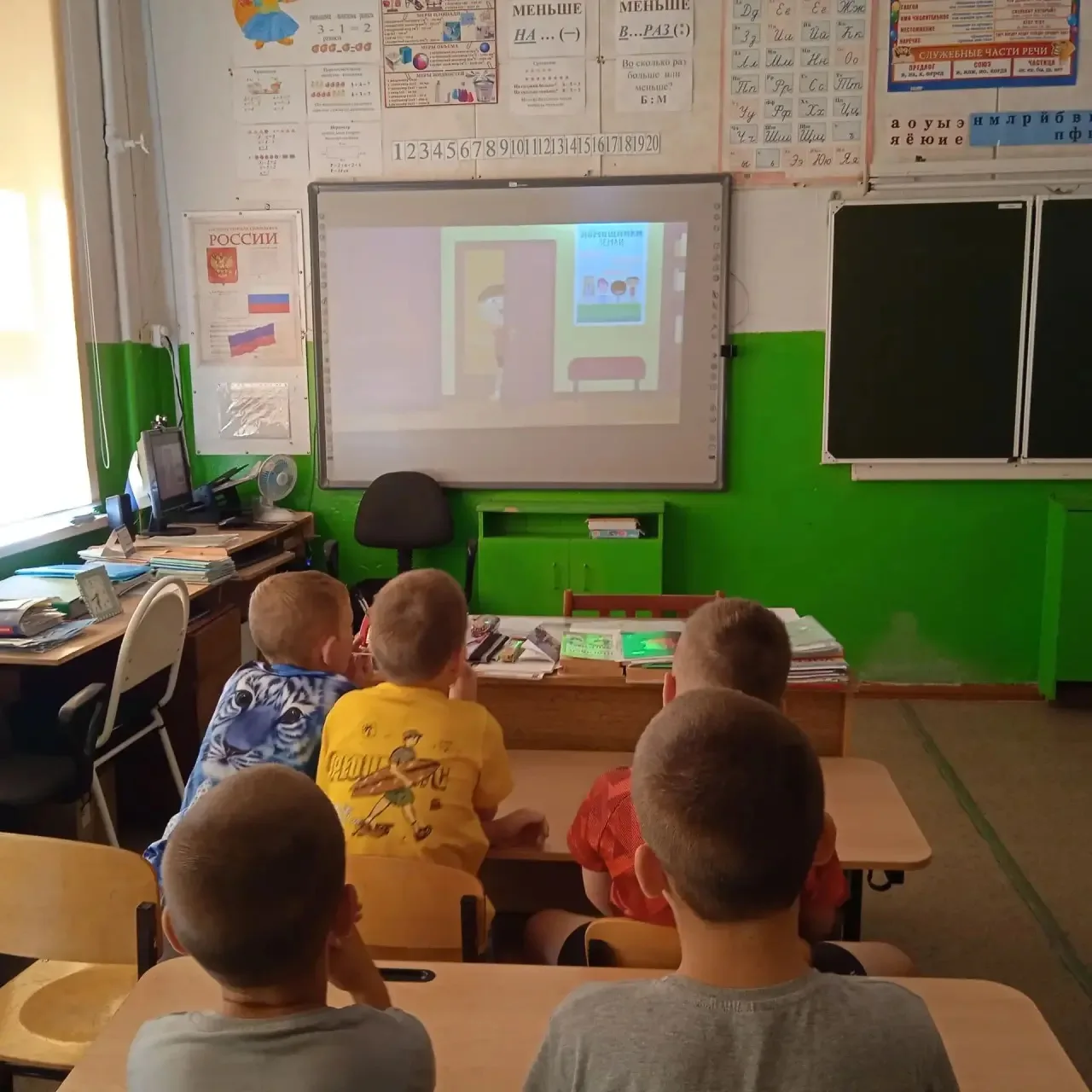 В нашей школе прошел захватывающий показ мультсериала «Помощники Земли», собравший юных зрителей в т