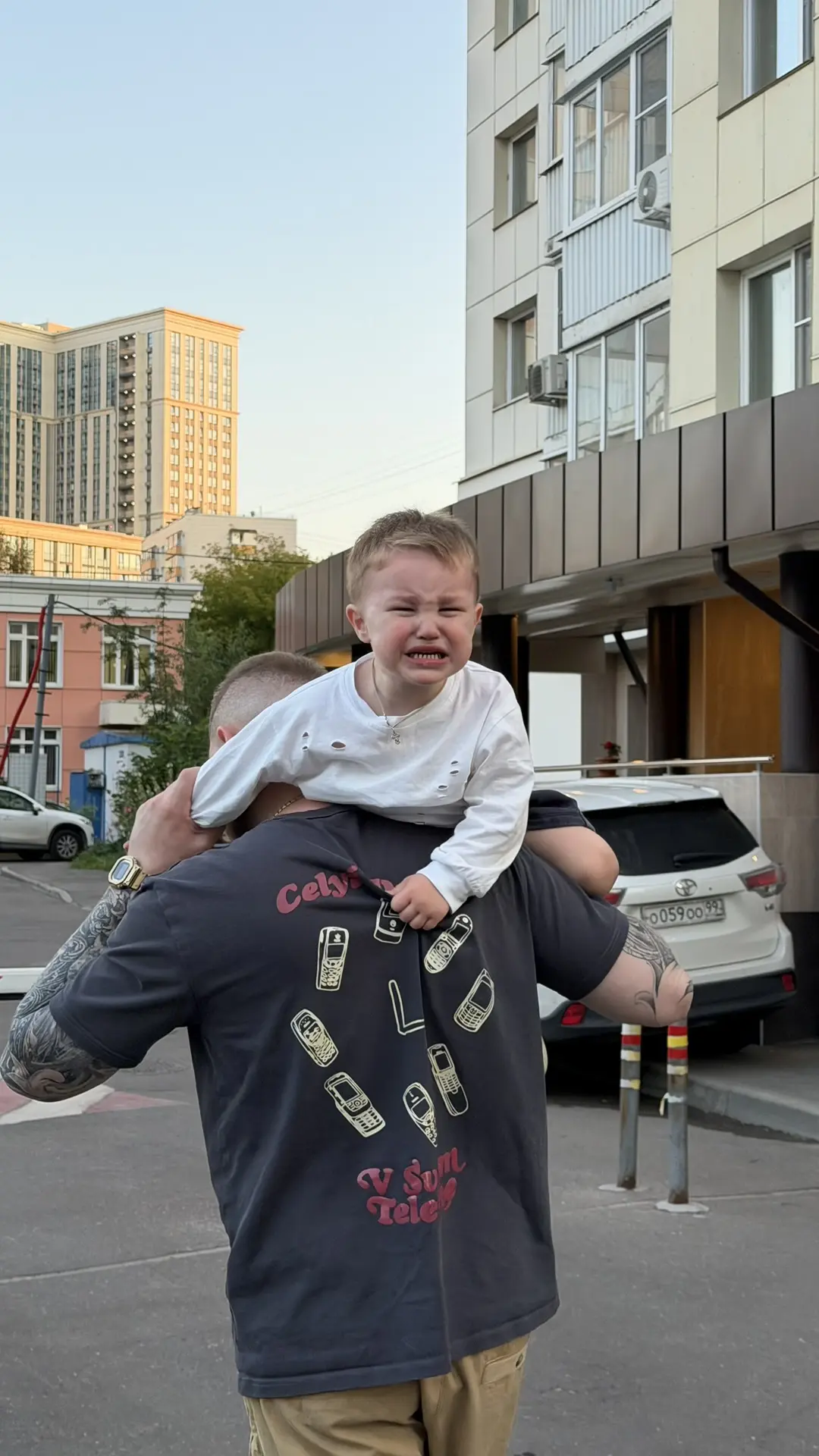 У нас начался период «НЕТ»🤪😁

Это вообще первое слово, которое научился обращенно говорить Аркаша 