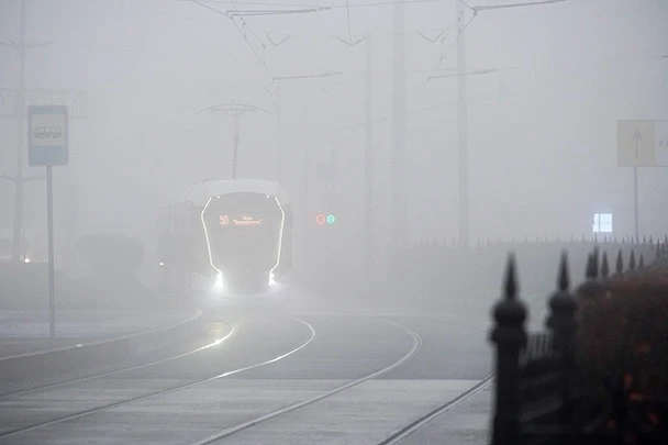 😶‍🌫️«Желтый» уровень погодной опасности объявлен в Москве из-за тумана