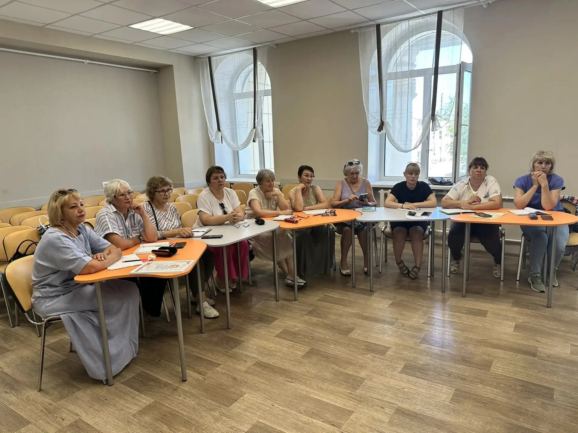 16 июня в конферец-зале Нововаршавского центра культуры и досуга состоялся совет директоров филиалов