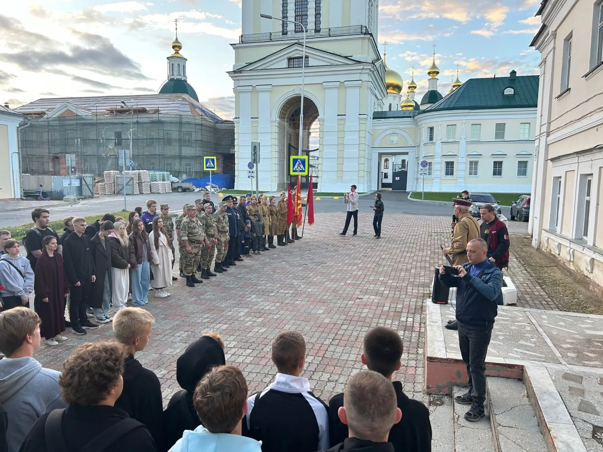 Студенты СарФТИ приняли участие в акции "Свеча памяти"🕯 
 
В этот день 85 лет назад началась Велика