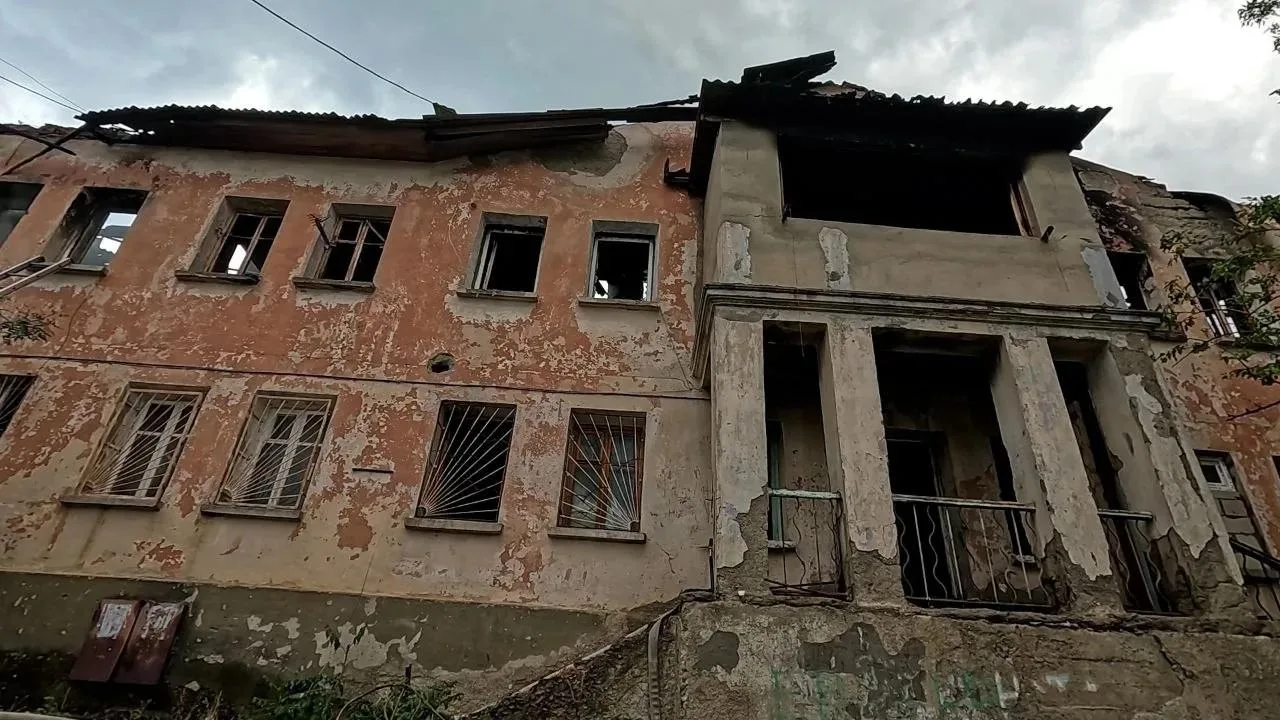 ❗Находимся в контакте с правоохранительными органами, которые выясняют причину ночного пожара в мног