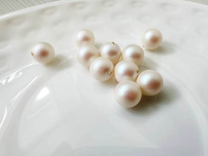 Жемчуг 5818 Pearlescent White Pr 8 мм