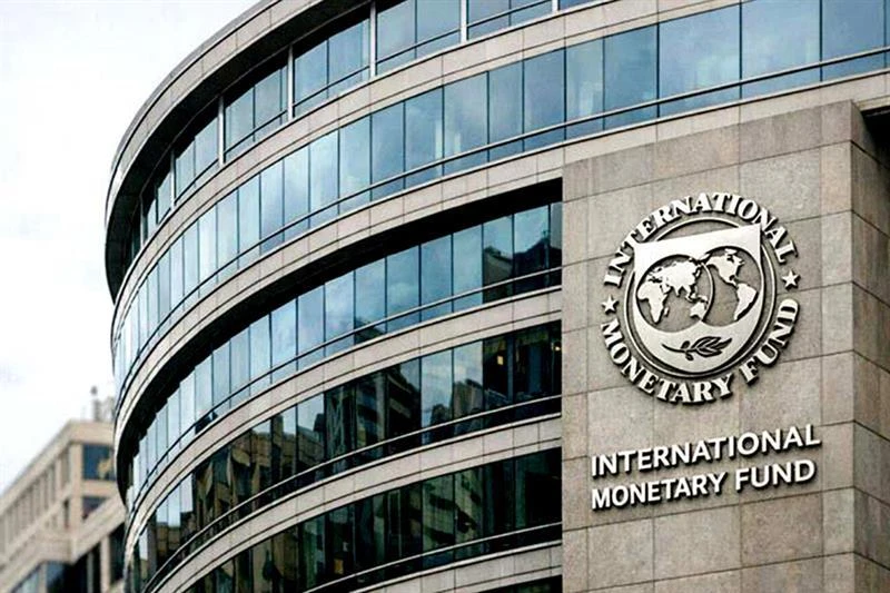 МВФ предупреждает: мировой госдолг достиг максимума со времён Второй мировой войны и до...