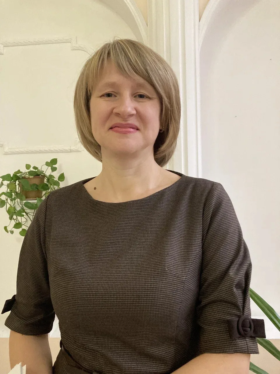 🎉Коллектив нашей школы от всей души поздравляет с Днём рождения Анну Семёновну!🌸 Замечательного заву