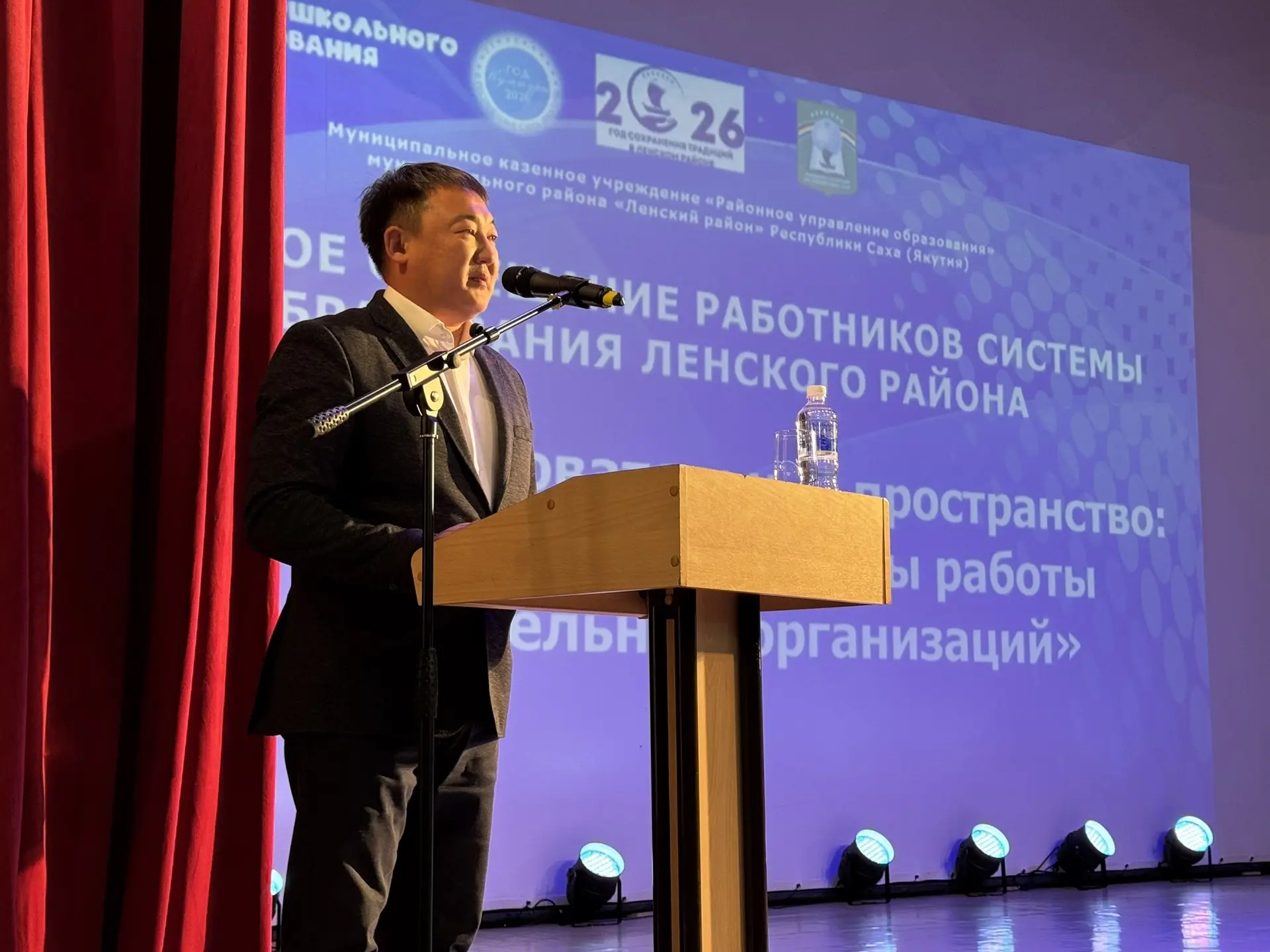 19 медалистов, 99% успеваемости и два ресурсных центра по инклюзивному образованию: гла...