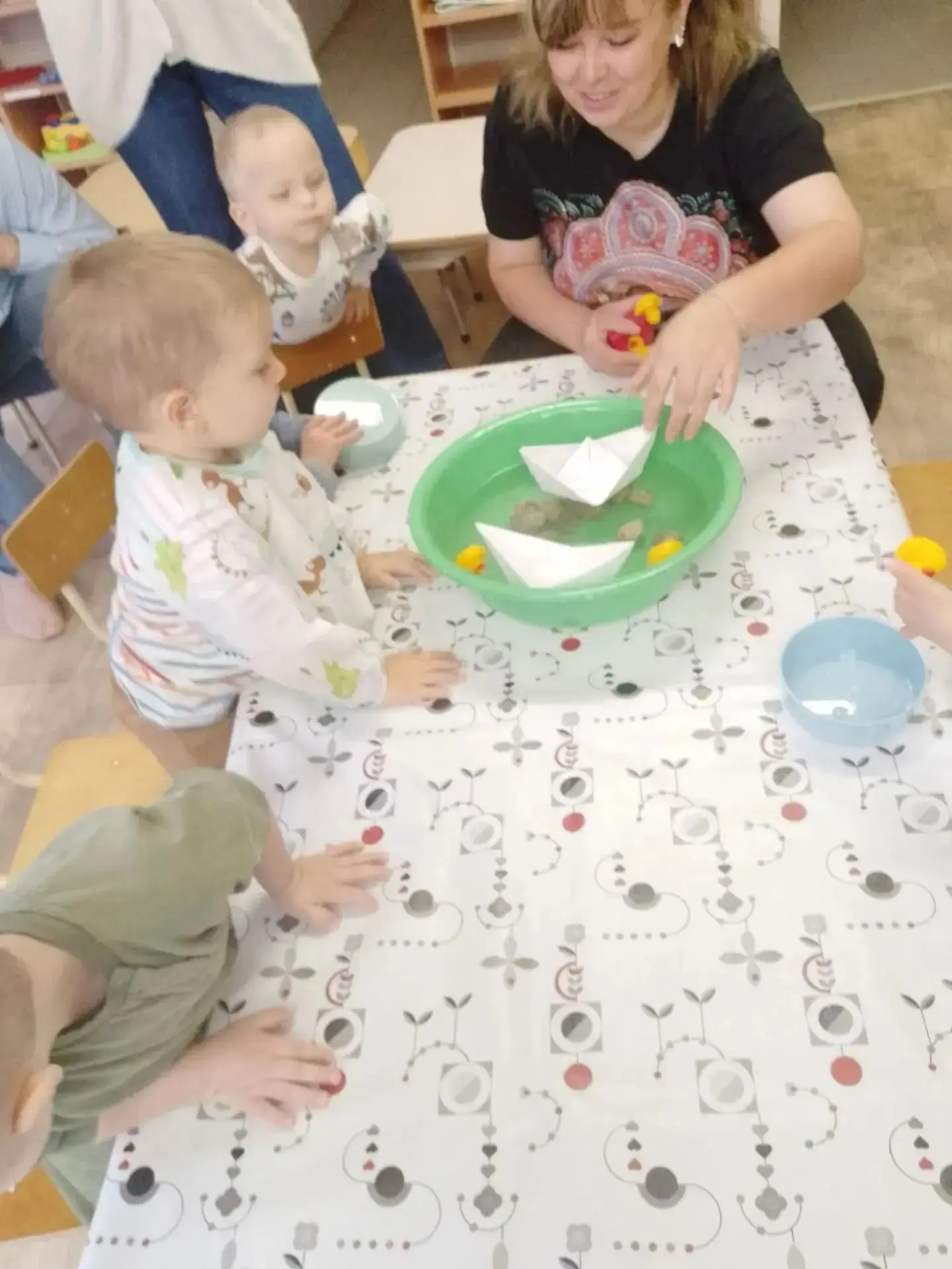 🐣 Первые шаги в «Дюймовочке»: мягкая адаптация малышей группы 9 "Сказка" к детскому саду.