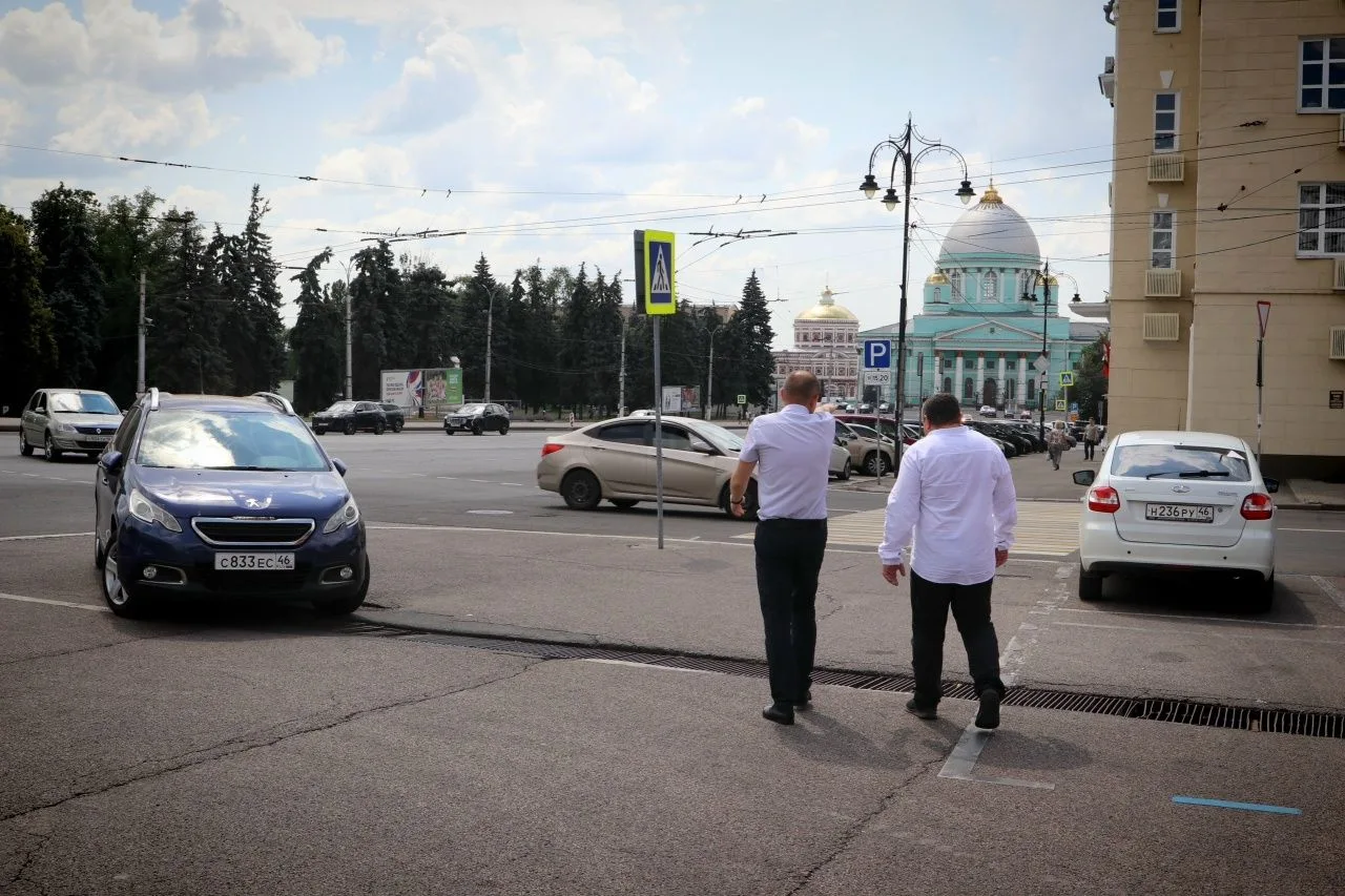 🎉Сегодня день рождения отмечает Александр Замараев — министр транспорта и автомобильных дорог Курск