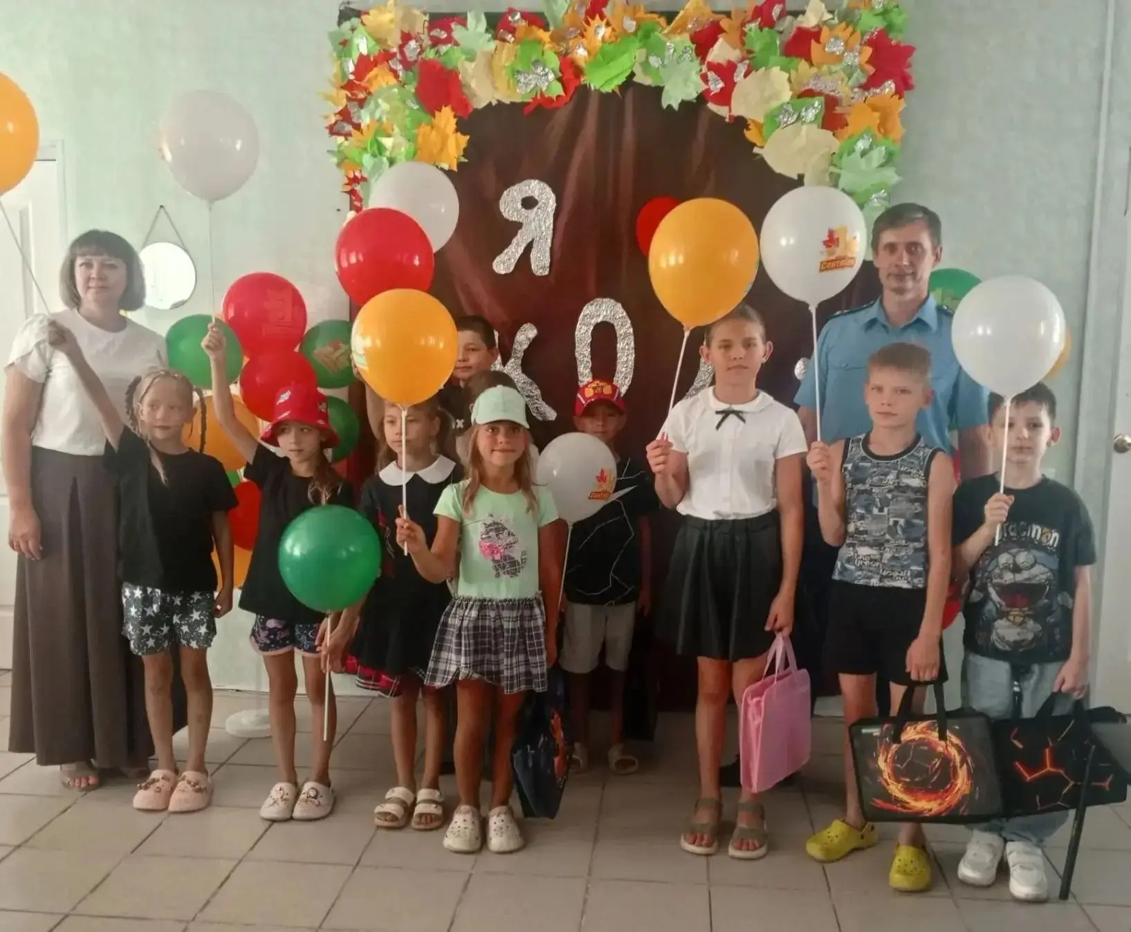 🎒 «Соберём ребёнка в школу»: дарим старт в учебный год! 💛                            ...