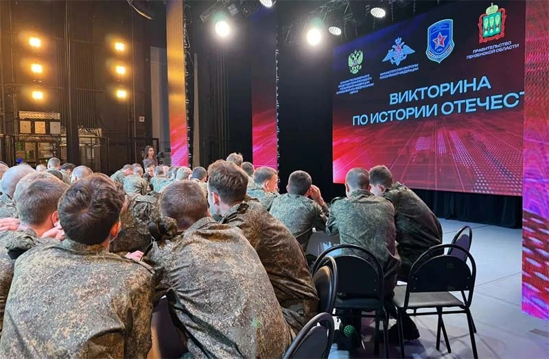 Участники сборов «Гвардеец» проверили знания по истории Отечества