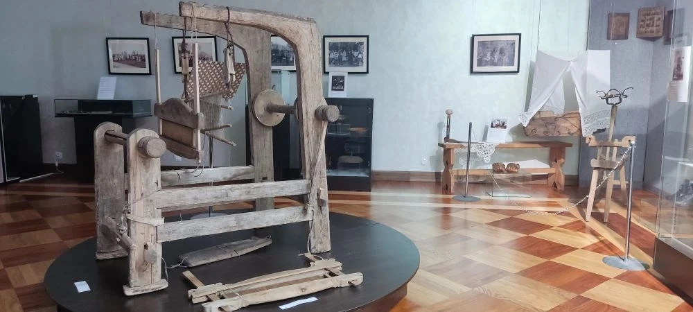 Прикоснуться к истокам: выставка «Крестьянская доля» 👨‍🌾🏛️

Друзья, напоминаем, что до 23 августа