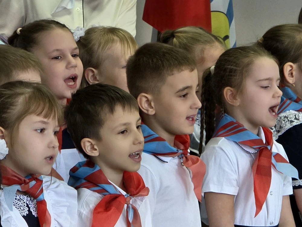 🌟Сегодня в стенах нашей школы состоялось по-настоящему тёплое и торжественное событие — вручение атр