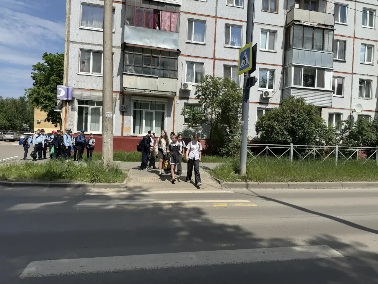 🚦4 «В» — эксперты по ПДД! ✨  Сегодня ученики из 4 В класса (классный руководитель Потемкина Л.В.) в 