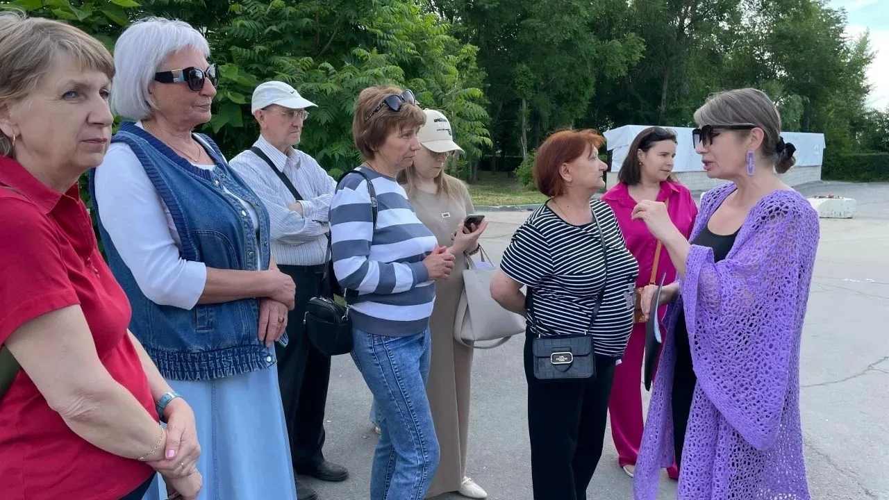 Дорогие друзья! 
 
Вчера состоялась вторая пешеходная экскурсия «Последние кочевники. Калмыцкое ханс