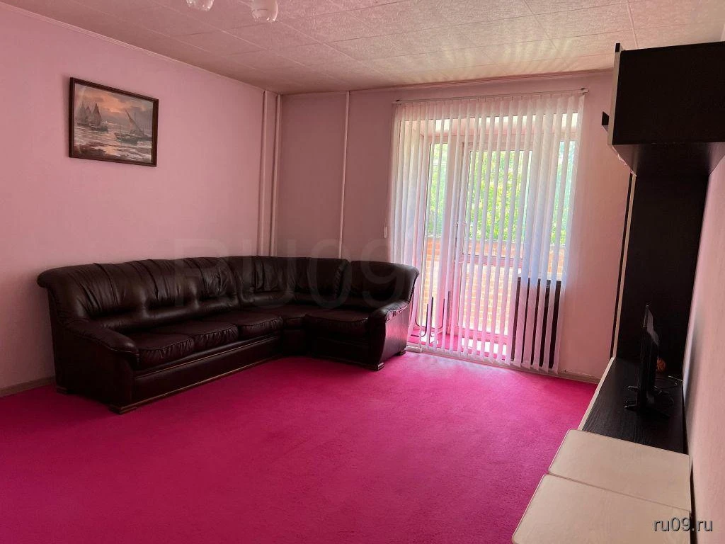 Сдам без посредников: 2-комнатная квартира, 65м²