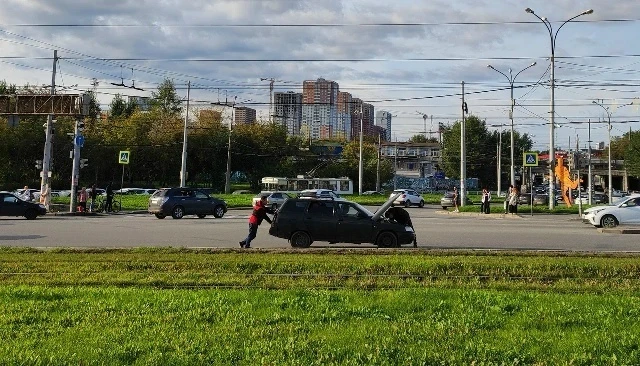 🚗 Что делать если машина заглохла прямо на дороге