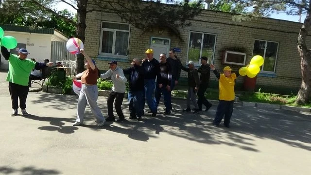 Что вы любите больше всего на свете? - Воздушные шары! - Хором сказали наши подопечные....