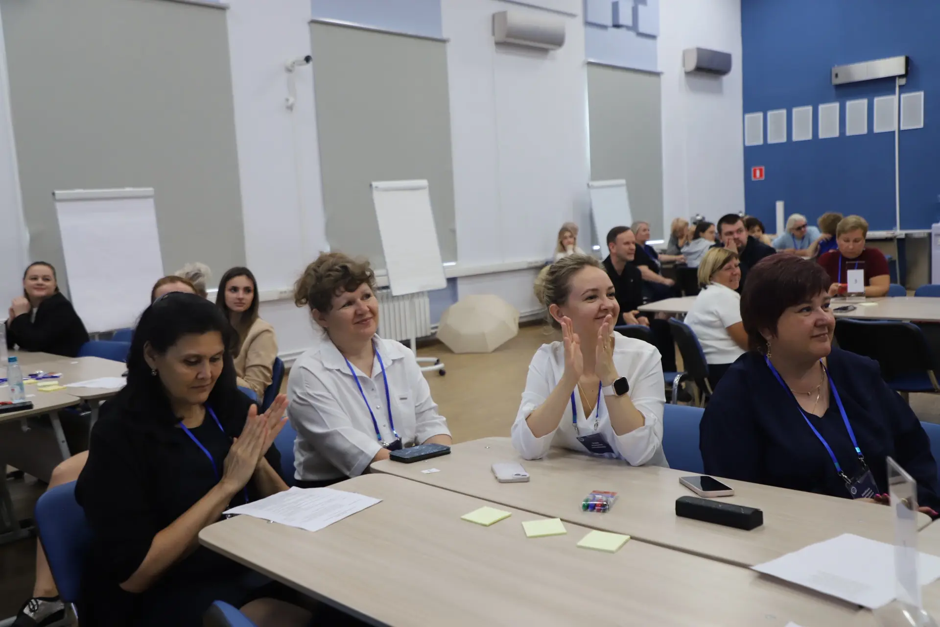 В Финансовом колледже №35 прошла встреча выпускников «Школы финансистов» 📊

Методисты из разных кол