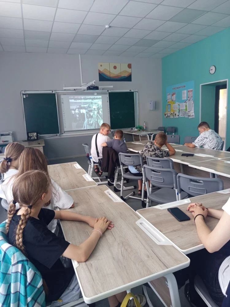 22 июня — День памяти и скорби.

В этот день мы вспоминаем всех, кто не вернулся с полей сражений, к