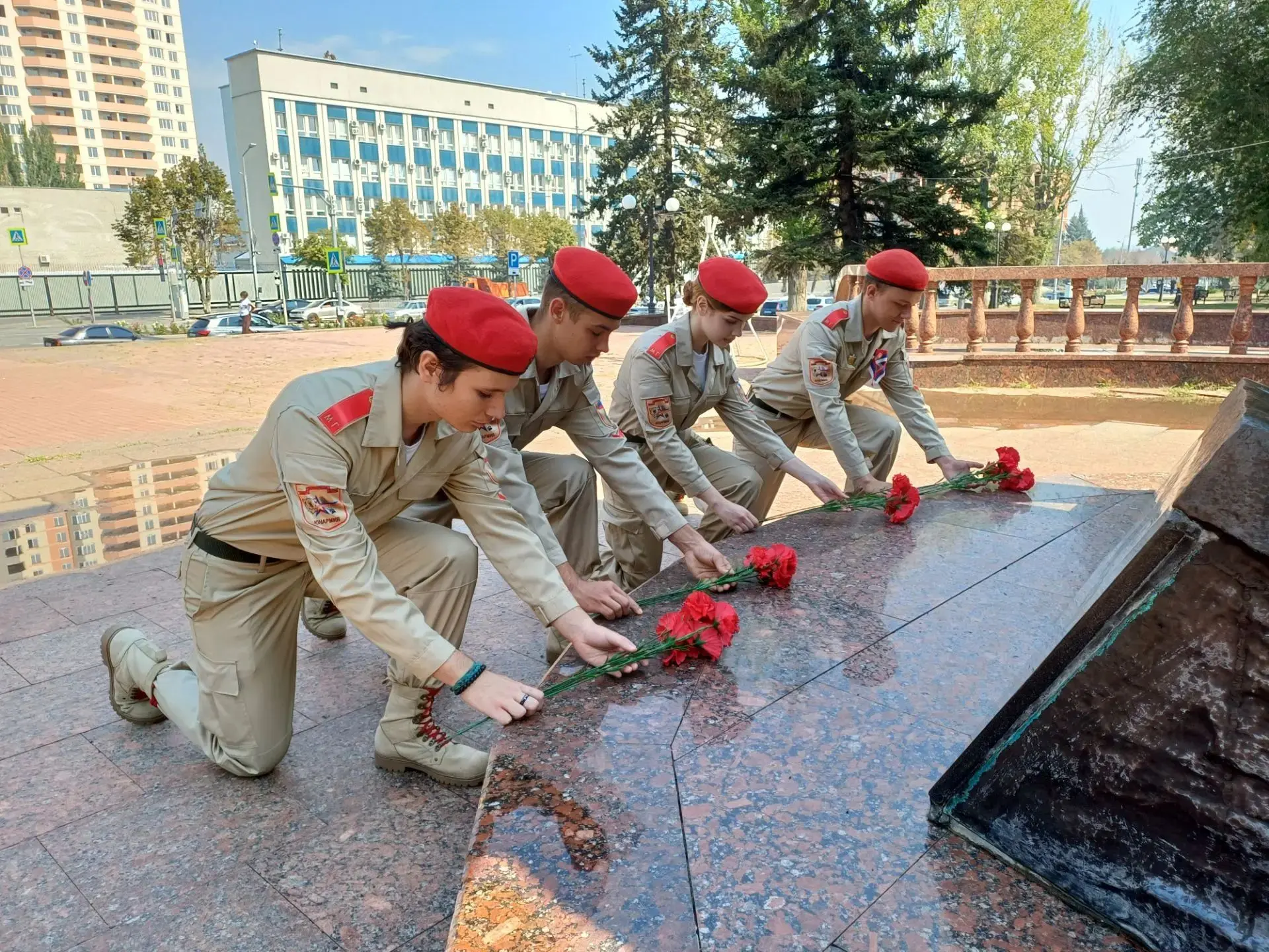 ❗Сегодня, 5 сентября — День Неизвестного солдата — защитника Луганской Народной Республ...