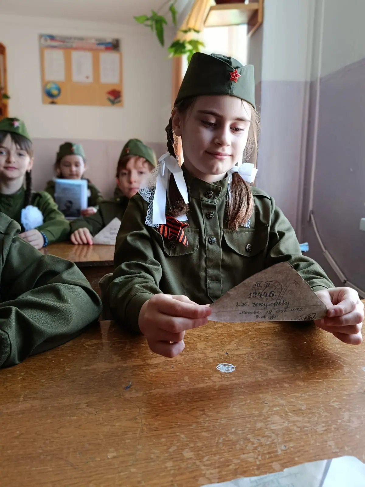 Сирень – это весеннее пробуждение, светлый праздник и, конечно же, символ памяти о героях Великой От