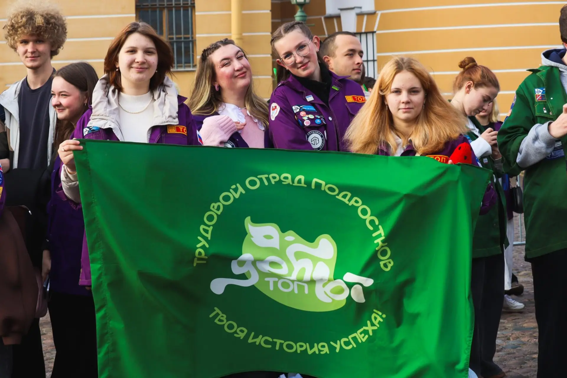 Студенческие отряды Петербурга завершили трудовой сезон
