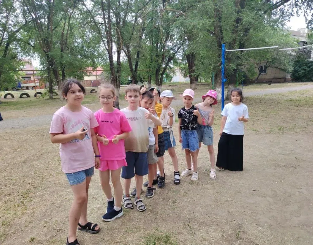 12 июня, в самый торжественный и юный из национальных праздников — День России, клуб по месту житель
