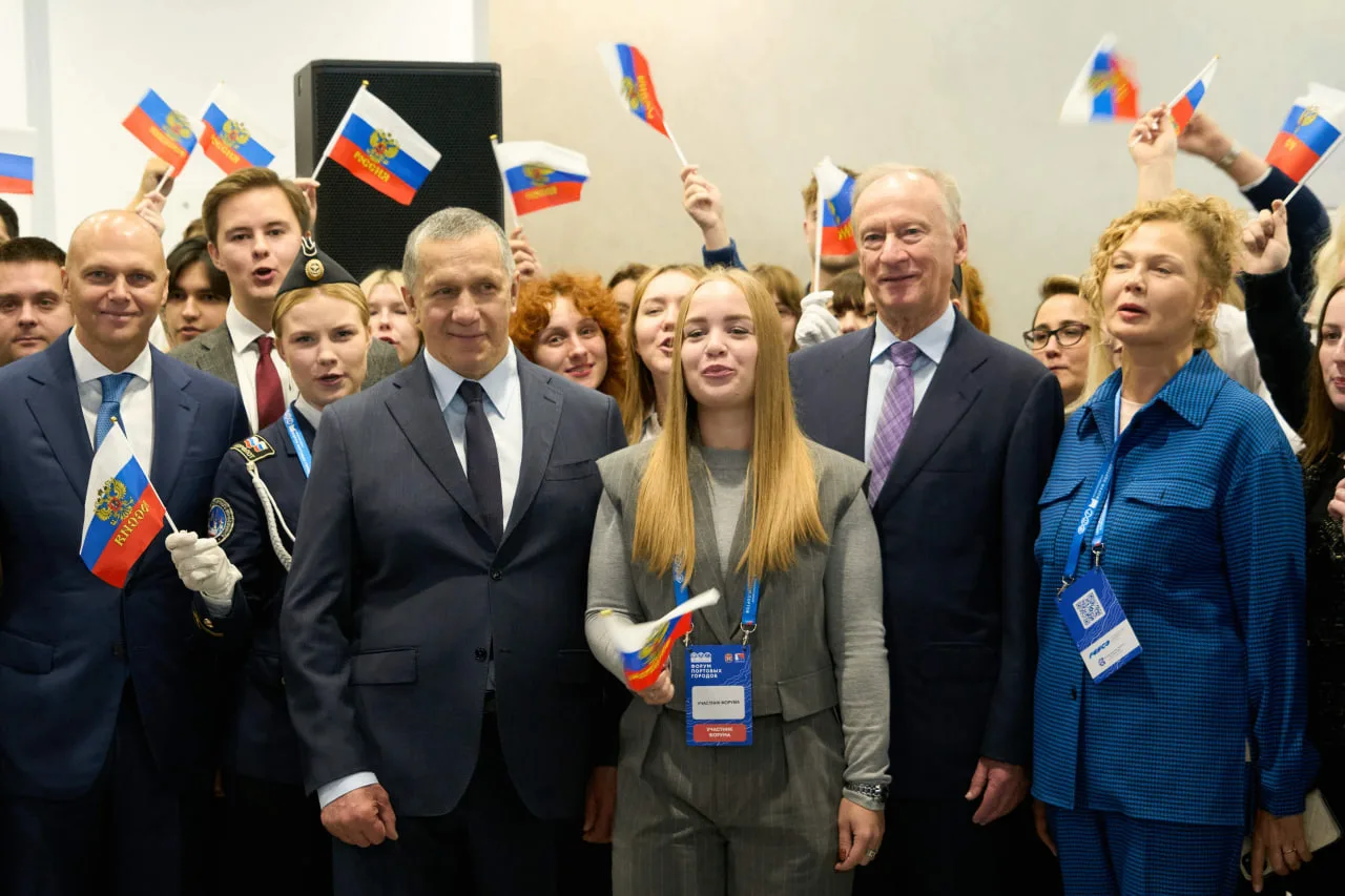 Юрий Трутнев принял участие в первом Международном форуме портовых городов ✔️