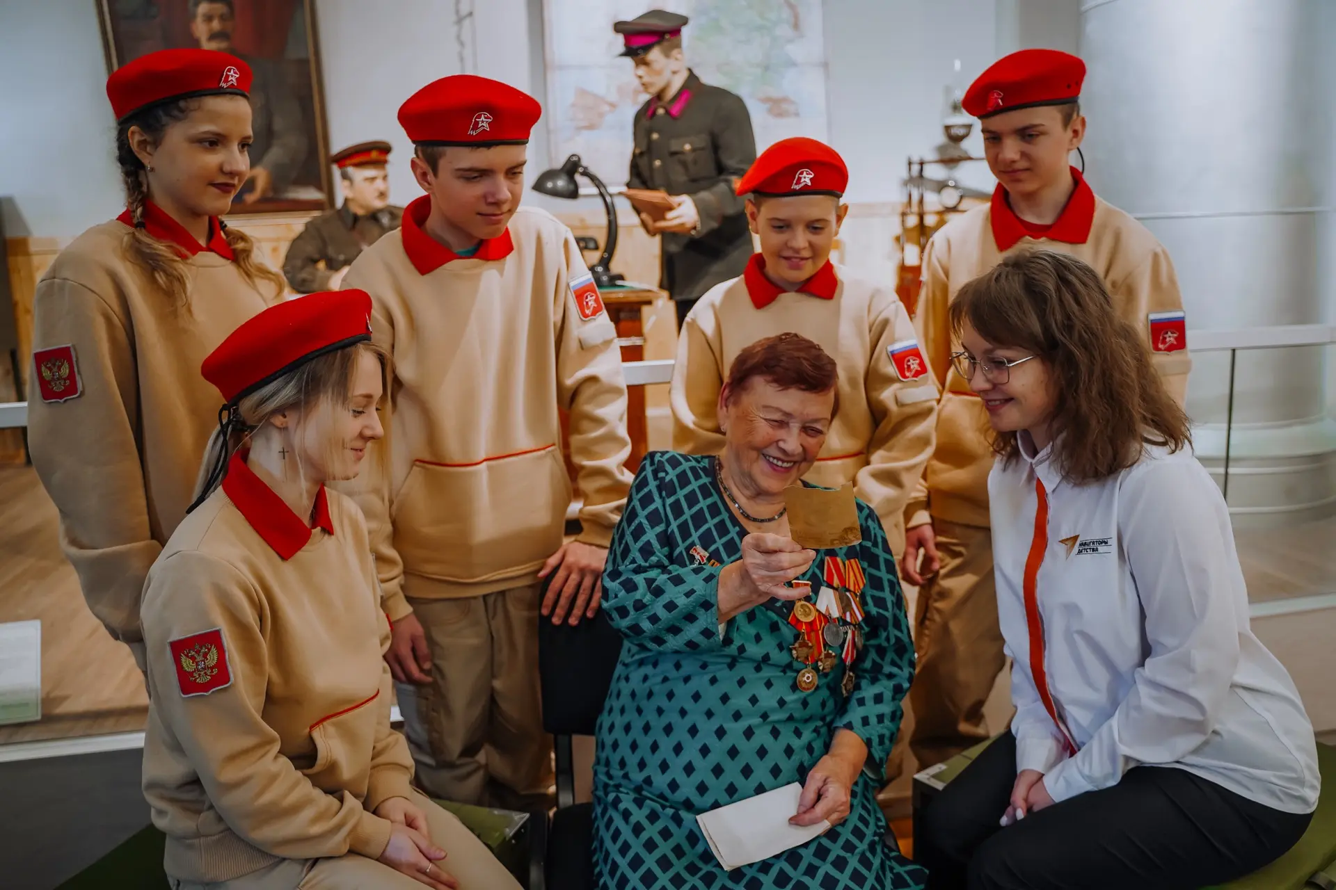 Поздравляем Росдетцентр с 10-летием❤️  За эти годы проекты Росдетцентра стали важной частью жизни ми