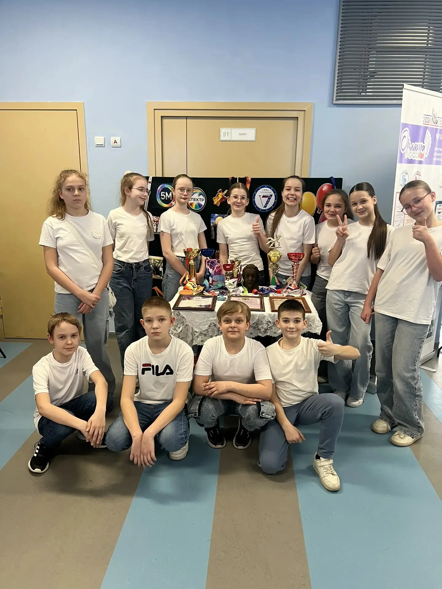 🔬 5 «М» представил свою формулу дружбы на конкурсе «Секреты дружного класса»! 26 марта в школе №22 с