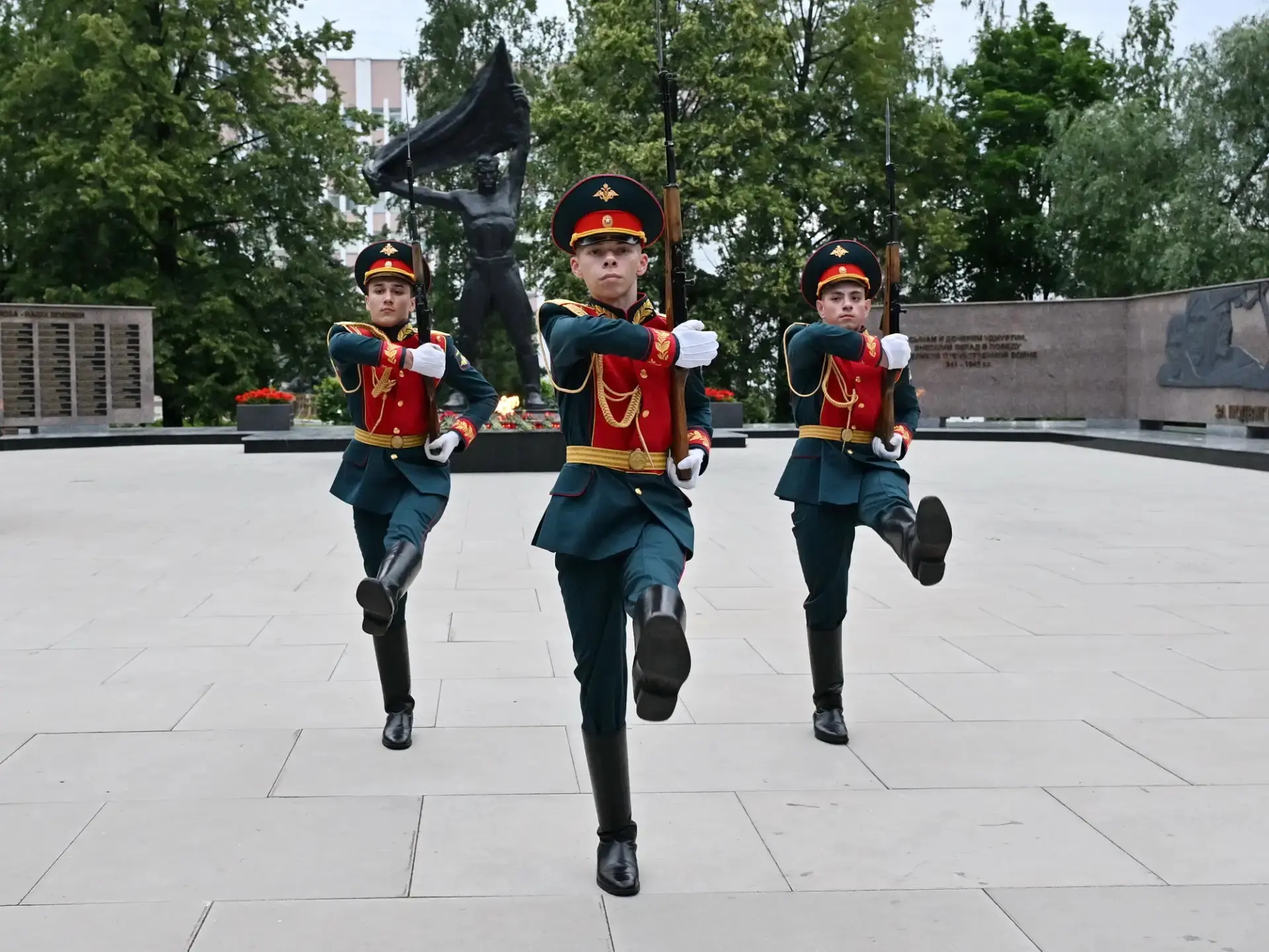 85 лет назад война пришла на рассвете. 22 июня. 4:00 утра🥀