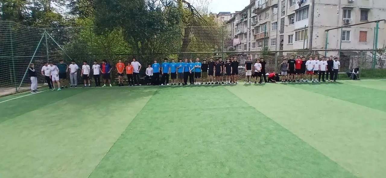 Завершили наш весенний турнир по футболу! Команды  9-11 классов сражались очень «жарко»💪 🥳1 место-10
