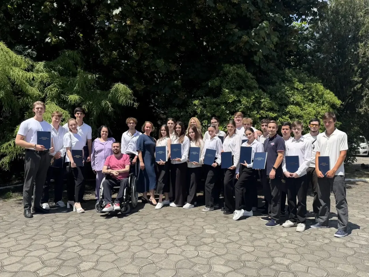 🎓 Поздравляем выпускников!

Сегодня в нашем колледже состоялся волнительный и важный день — защита 
