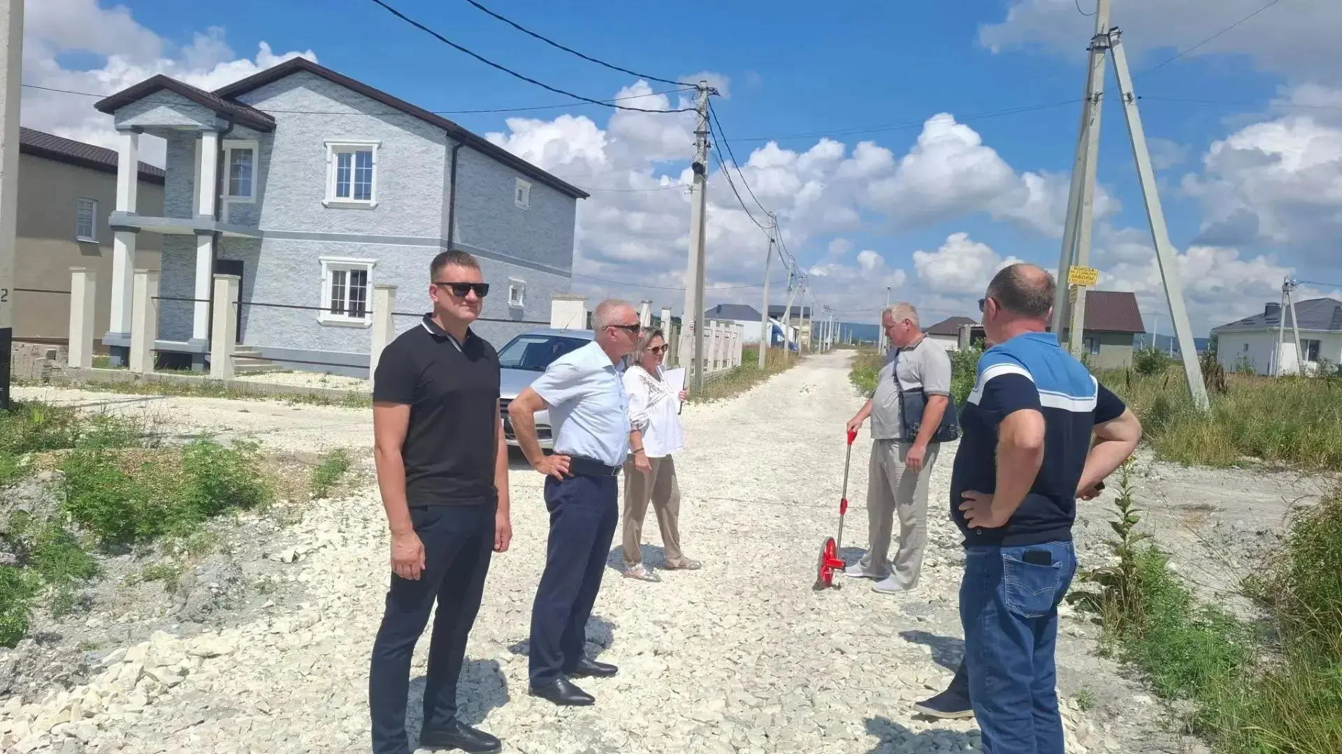 24.07.2026 специалисты отдела гидротехнических сооружений и ливнеотведения МКУ "УЖКХ города" приняли