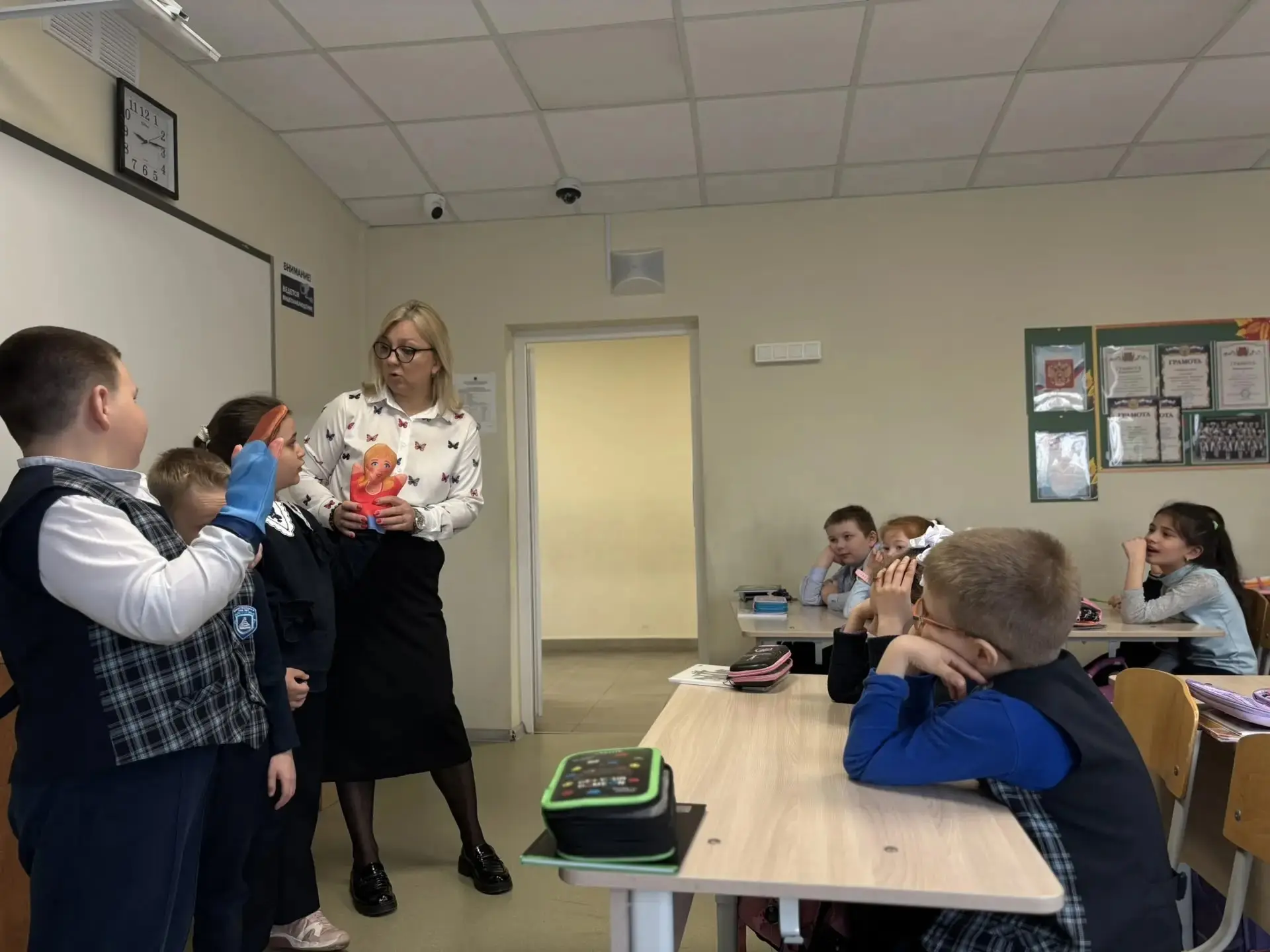 Неделя психологии в МБОУ "Новоусманская СОШ3" продолжается. Сегодня 15 апреля 2026 года с обучающими