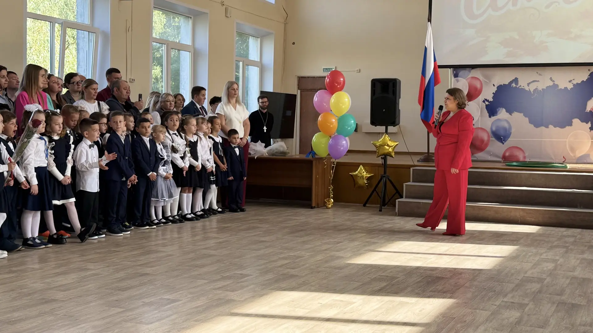 Приняла участие в торжественной линейке школы №14. Для всей системы образования 1 сентя...
