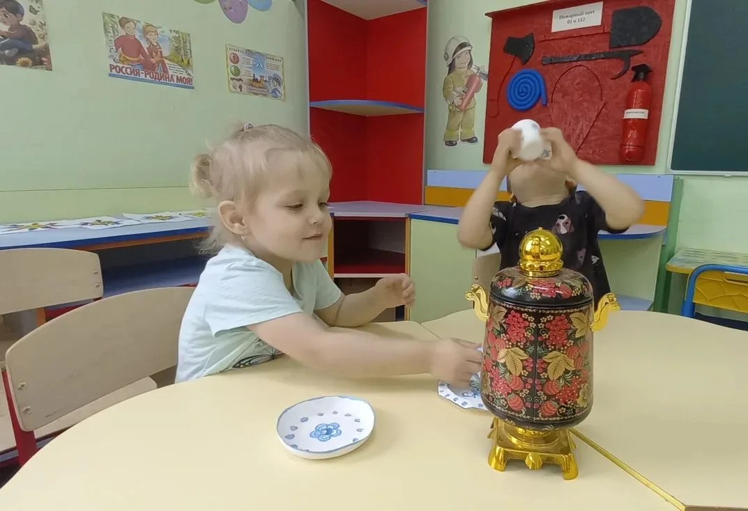 Для ребенка 3–5 лет понятие «Родина» — это не абстрактная страна на карте, а его непосредственное ок
