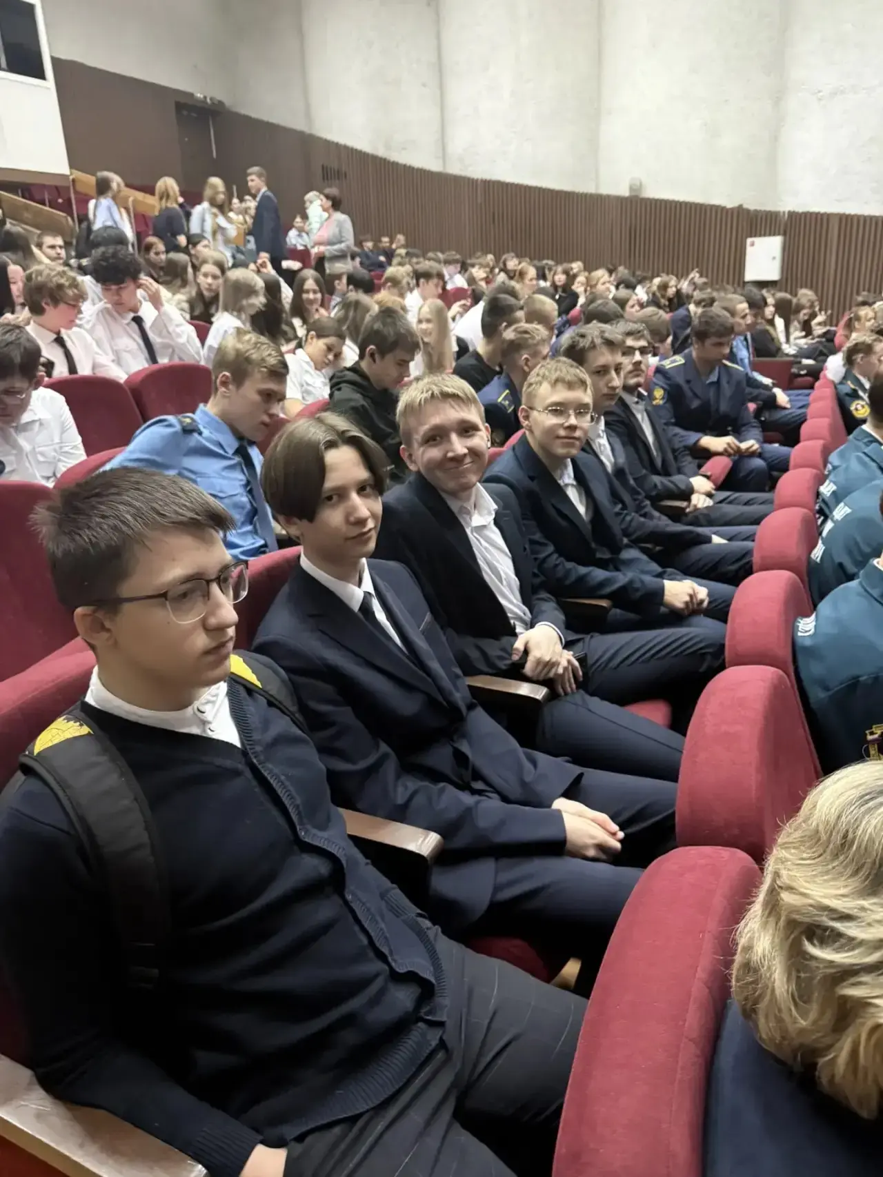 💫Прошел патриотический концерт «Наследники Победителей» в ДК Орбита, который стал признанием героизм