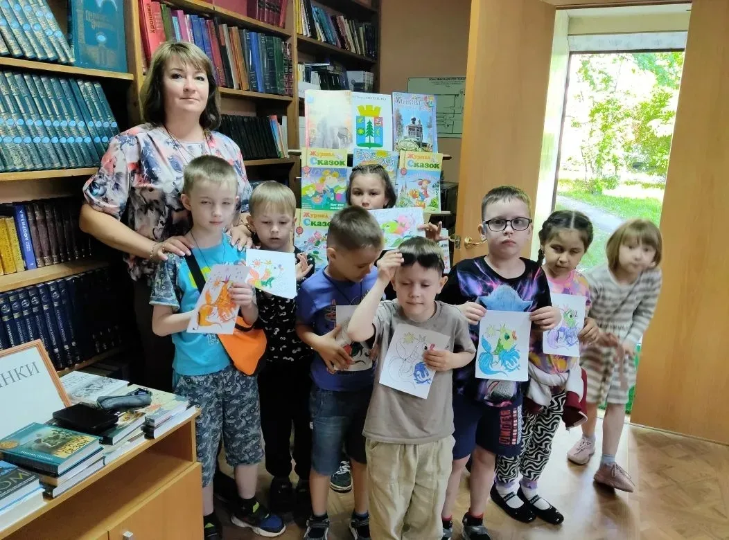 Дошкольное отделение  "Цветик-семицветик"
Сегодня, Михневская детская библиотека, принимала  самых л